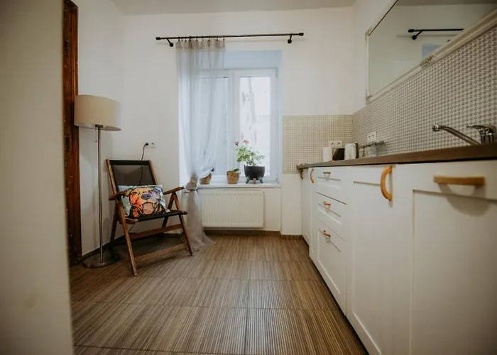 Off Piotrkowska Spot وودج