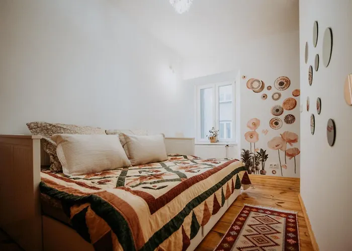 Off Piotrkowska Spot وودج